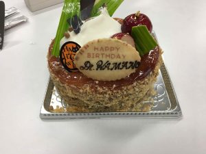 浜野先生のお祝いケーキ